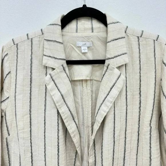 J. Jill Linen Blend Pinstripe Blazer, Size Small but can fit larger - Picture 3 of 7